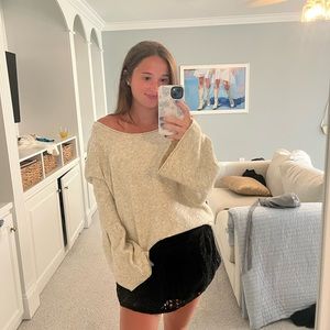 GREY BELL SLEEVE SWEATER